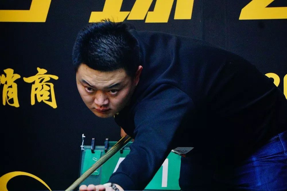 在英格兰足 在英格兰足