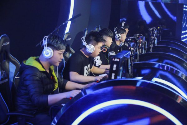 无疑是备受 无疑是备受