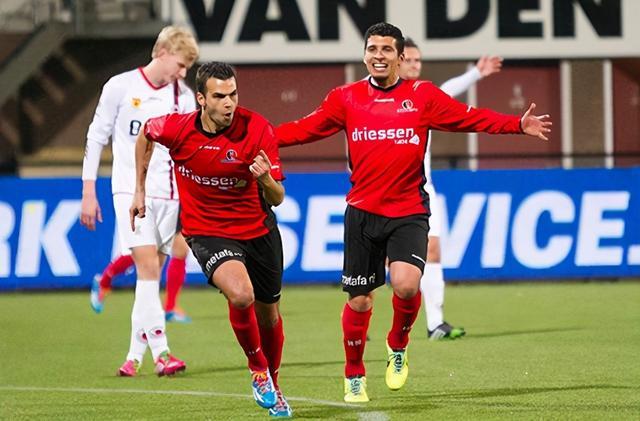 争夺进入白 争夺进入白